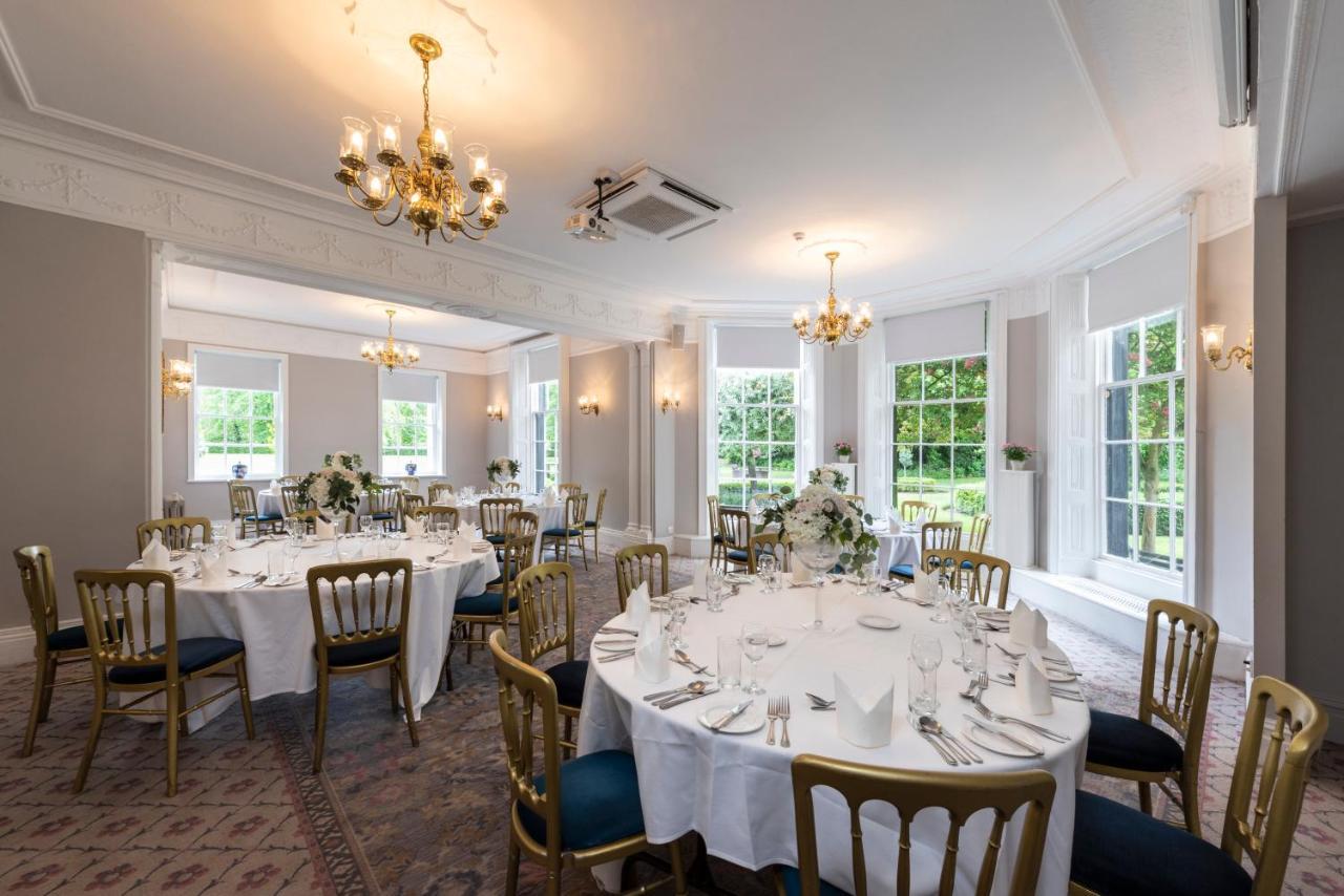 Statham Lodge Hotel Warrington Exterior foto