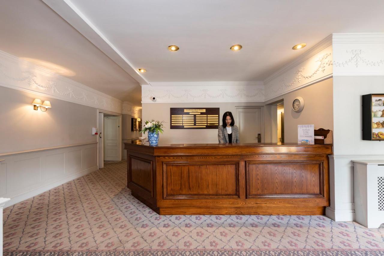 Statham Lodge Hotel Warrington Exterior foto