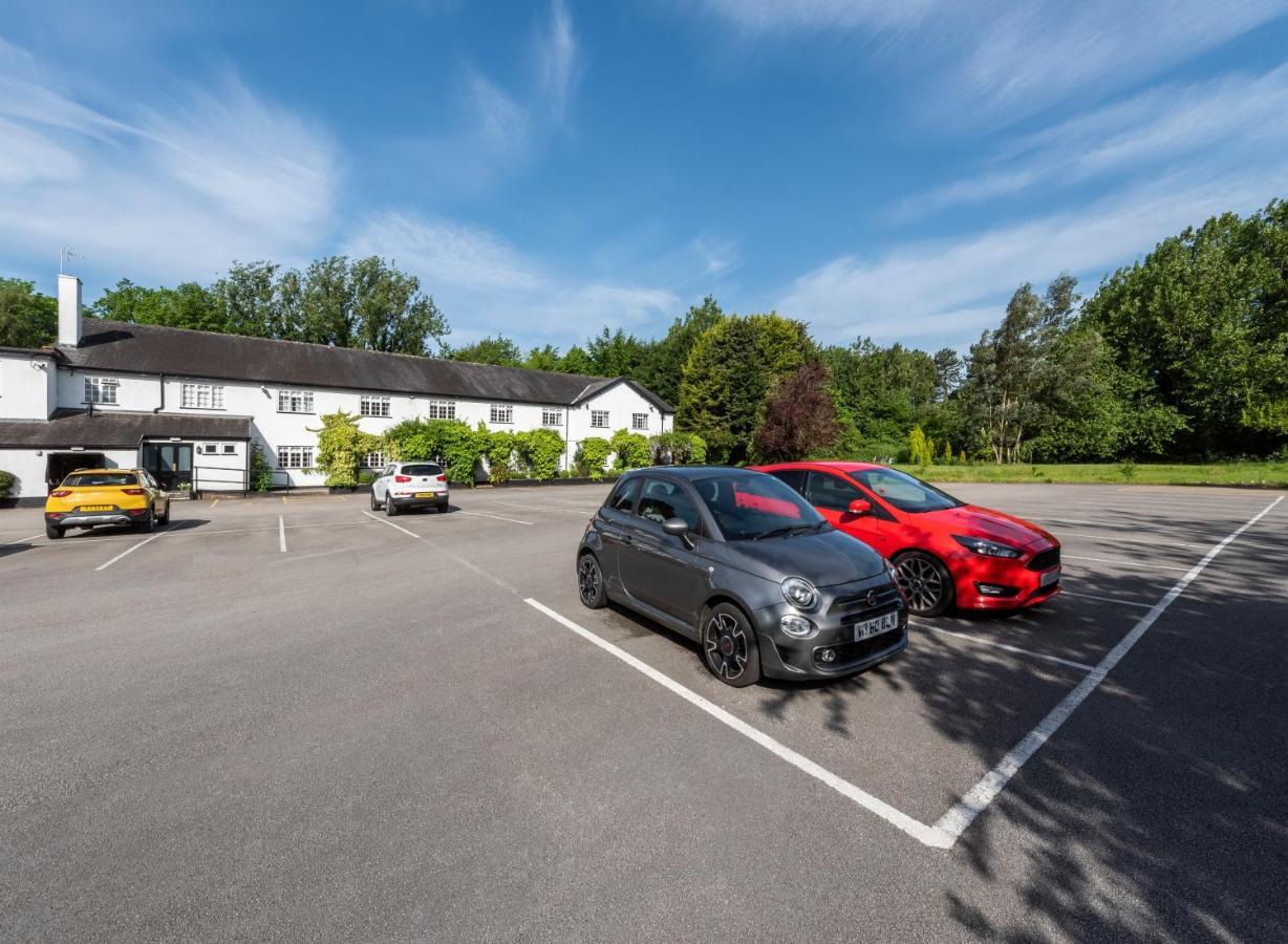 Statham Lodge Hotel Warrington Exterior foto