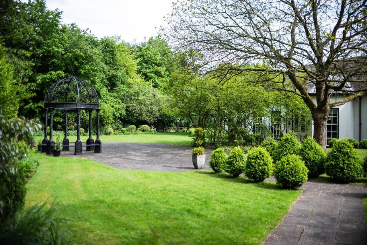 Statham Lodge Hotel Warrington Exterior foto